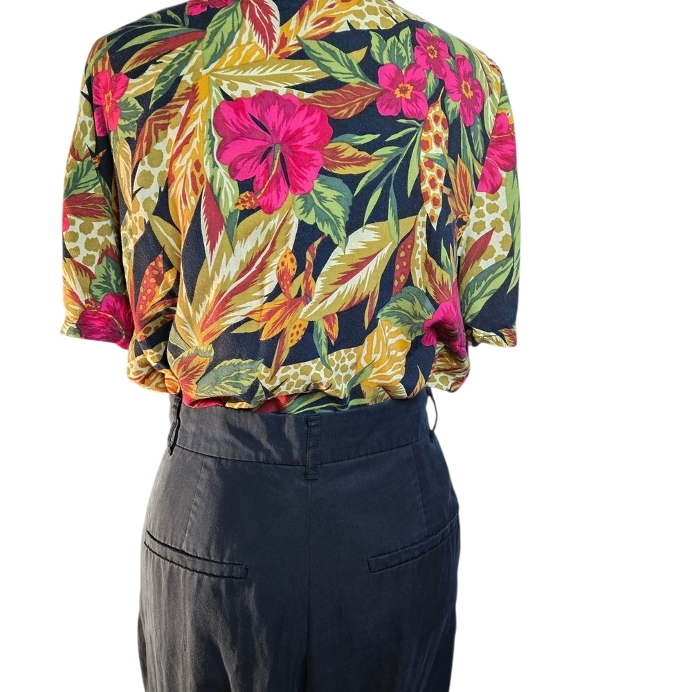 Requirements Tropical Leaf Print Shirt - Picture 5 of 9